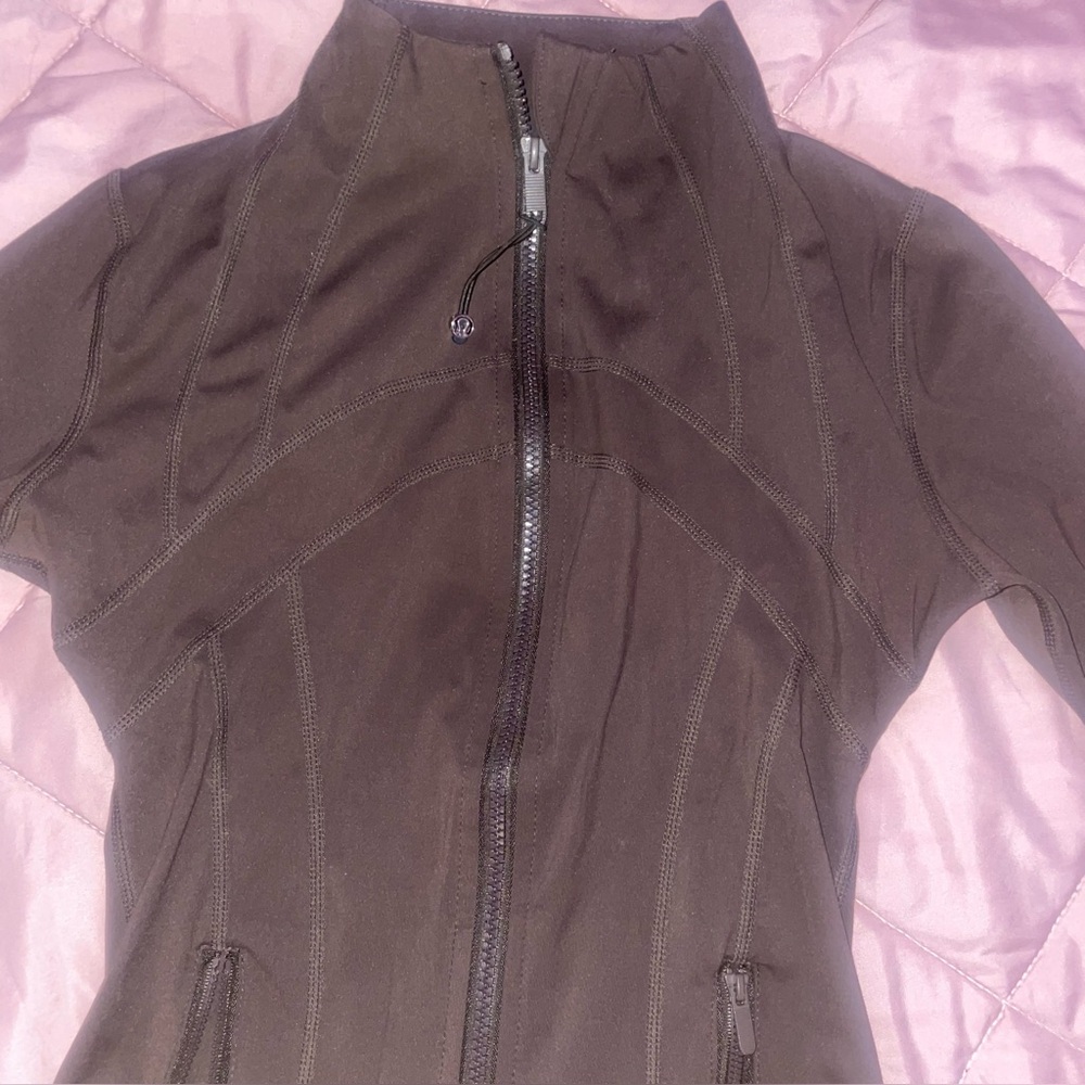 LULULEMON NWT DEFINE JACKET SIZE 4 NEW WITH TAGS COLOR ESPRESSO